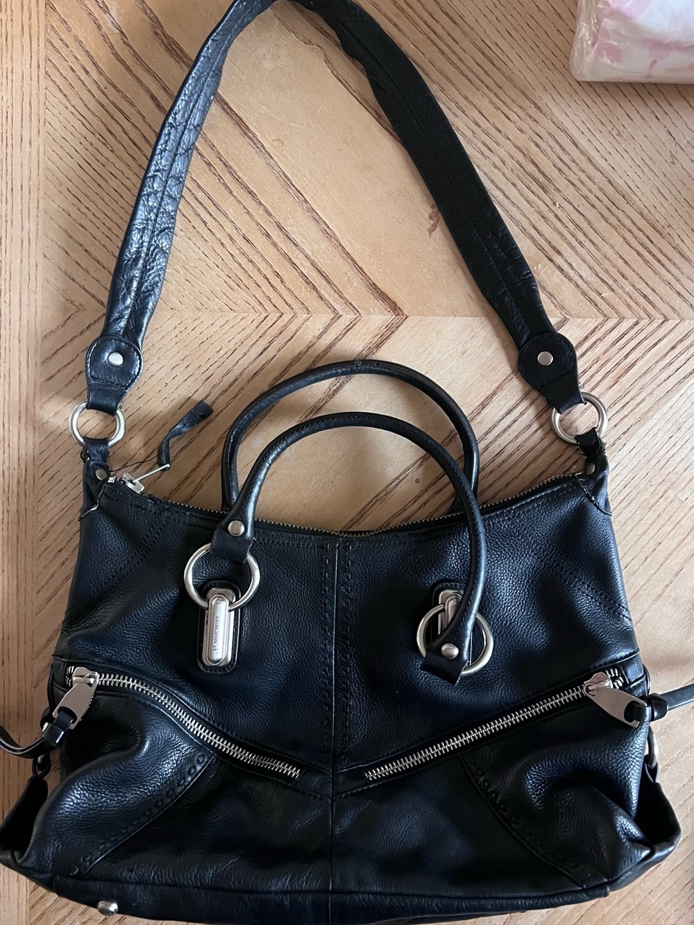 B Makowsky bag